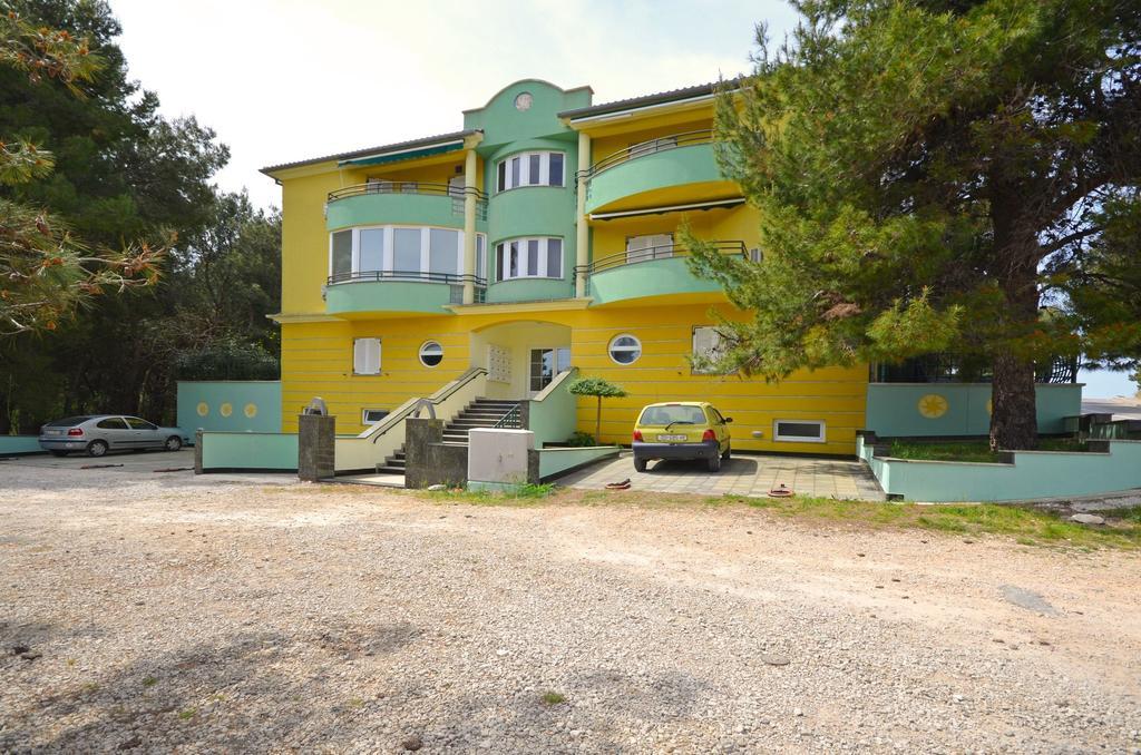 Apartment Blazenka Pula Bagian luar foto