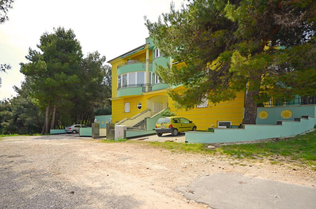 Apartment Blazenka Pula Bagian luar foto