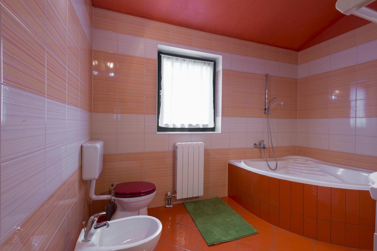 Apartment Blazenka Pula Bagian luar foto