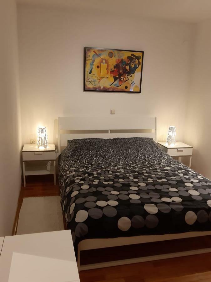 Apartment Blazenka Pula Bagian luar foto